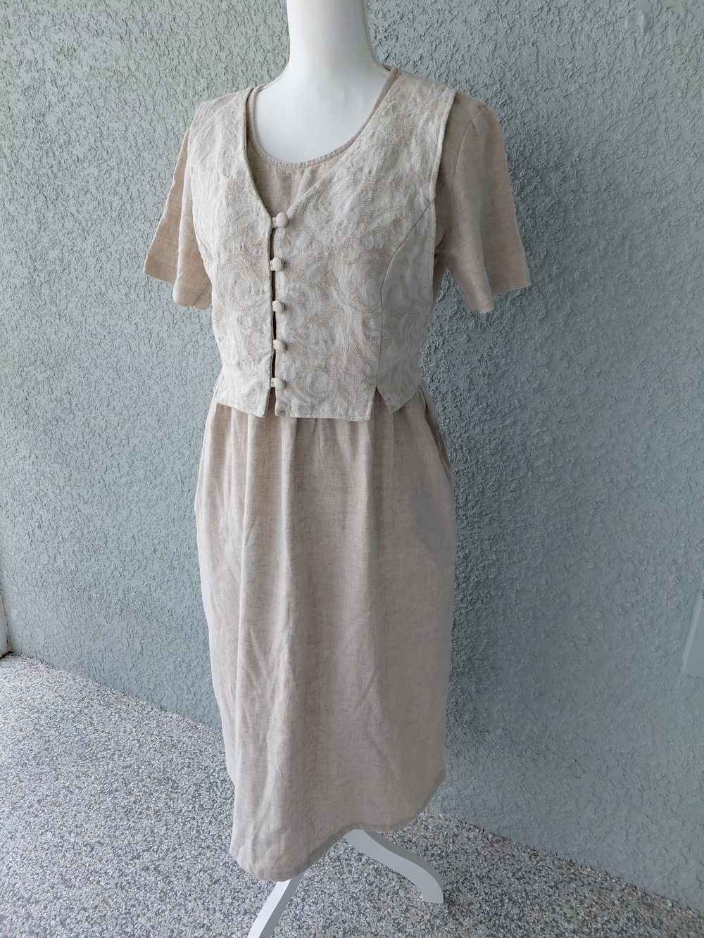 Carol Anderson California Linen Blend Dress  Size 6 Textured Button Front Ves - Picture 4 of 10